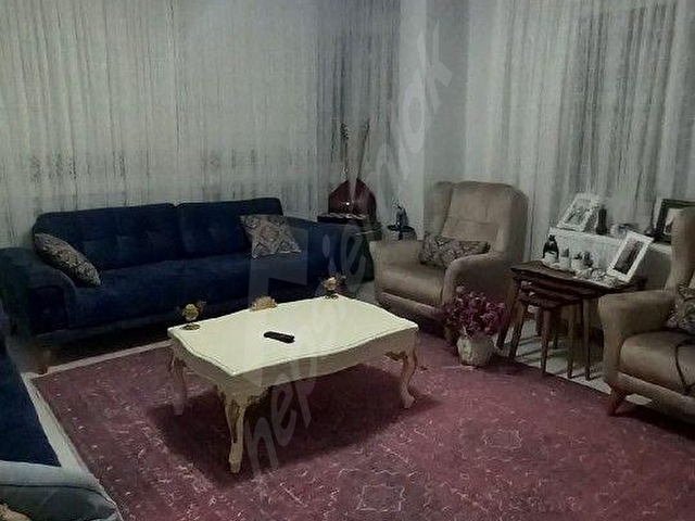 İPEKDEN FUL YAPILI 2+1YÜKSEK GİRİŞ KATINDA DOĞAL GAZLI DAİRE