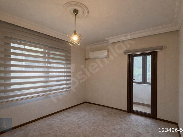 GG GÖZDEMDEN Tarabyada Manzaralı Sitede Otoparklı 5+1 Kiralık - Görsel 7