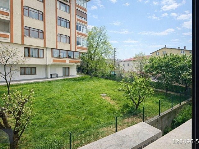 GG GÖZDEMDEN Tarabyada Manzaralı Sitede Otoparklı 5+1 Kiralık - Görsel 18