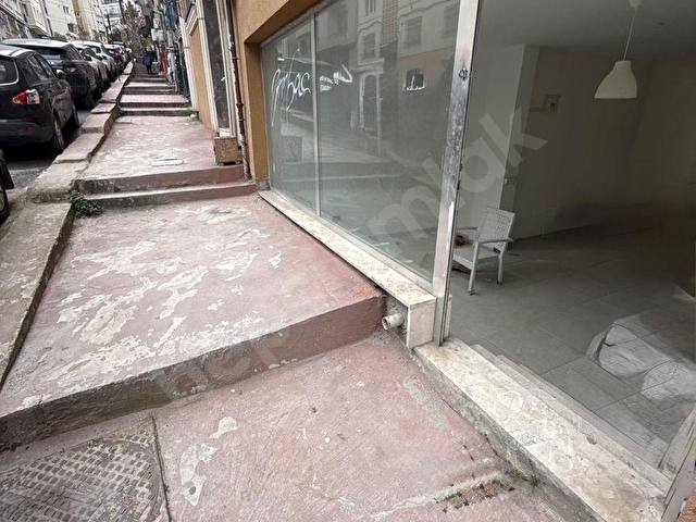 cihangir de 70m2 ve depolu(80m2) kiralık dükkan