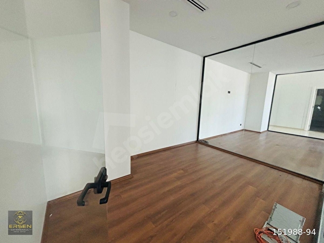 İşinizi Bir Üst Seviyeye Taşıyacak 300 m² Ofis - Görsel 18