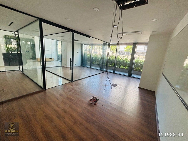 İşinizi Bir Üst Seviyeye Taşıyacak 300 m² Ofis - Görsel 8
