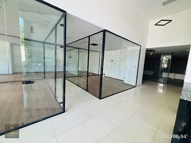 İşinizi Bir Üst Seviyeye Taşıyacak 300 m² Ofis - Görsel 24
