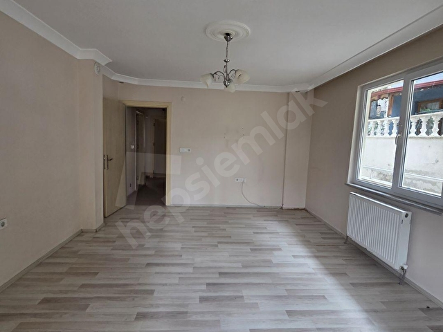 ESKİ SİGORTA HASTANESİ KARŞISINDA KİRALIK 2+1 GENİŞ DAİRE - Görsel 11