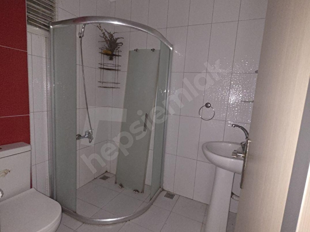 ESKİ SİGORTA HASTANESİ KARŞISINDA KİRALIK 2+1 GENİŞ DAİRE - Görsel 17