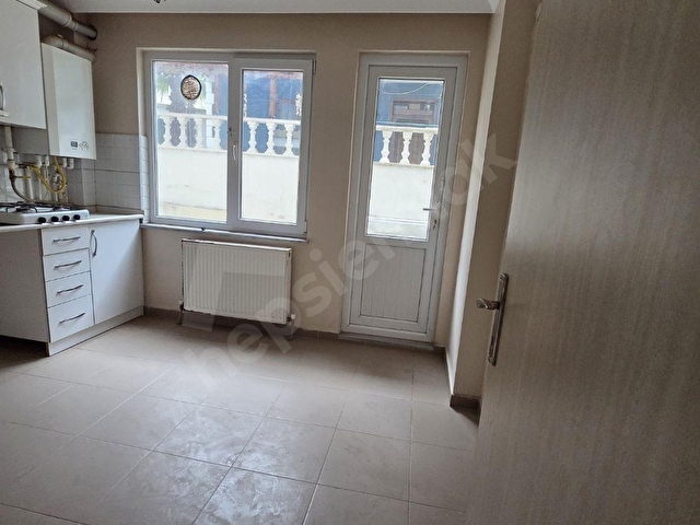 ESKİ SİGORTA HASTANESİ KARŞISINDA KİRALIK 2+1 GENİŞ DAİRE - Görsel 16