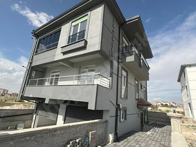 İMARET  EMLAK’TAN ŞEYH EDEBALİ MAHALLESİNDE MÜSTAKİL TARZINDA 3+1 OTOMATİK GARAJLI SATILIK DAİRE