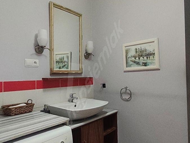Historic Pera Apartment 5+1 High Ceilings & Full Furnished - Görsel 19