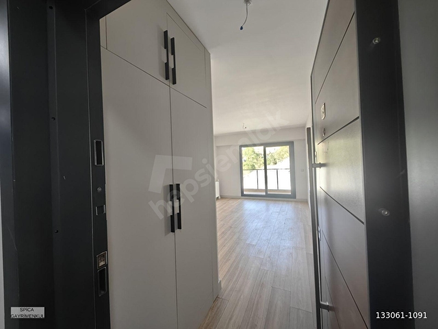 Çiğli Park Yaşam Atlantiste Kiralık Geniş ve Konforlu 1+1 Daire - Görsel 8