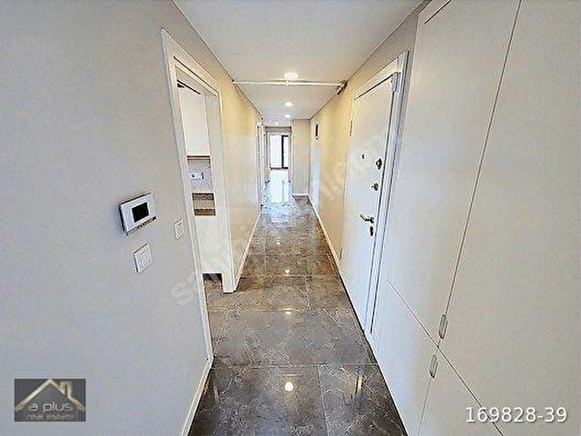 Üsküdar Bahçelievlerde 300 m², 5+2 Manzaralı Lüks Dubleks! - Görsel 21
