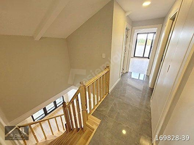 Üsküdar Bahçelievlerde 300 m², 5+2 Manzaralı Lüks Dubleks! - Görsel 24
