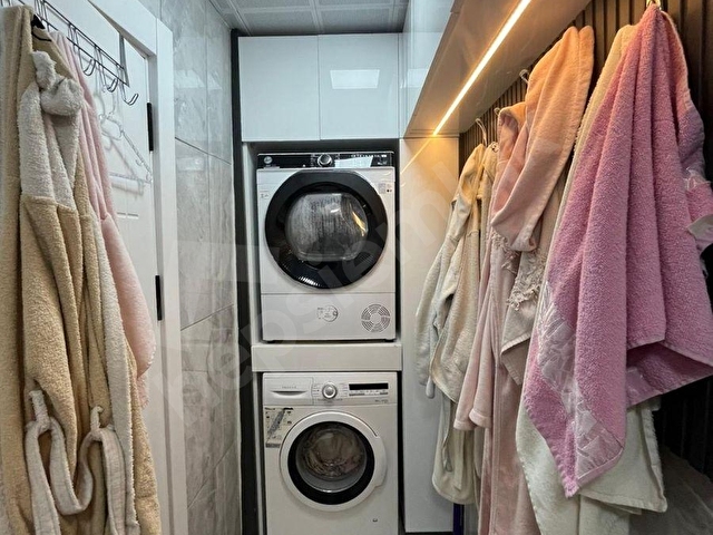 ÇARŞI MERKEZDE KOMPLE REVİZYONLU 2+1 SATILIK DAİRE - Görsel 9