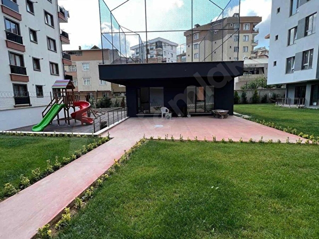 ÇEKMEKÖY ETNA SARIÇİÇEK EVLERİNDE SATILIK BAHÇEKATI 2+1 DAİRE - Görsel 25