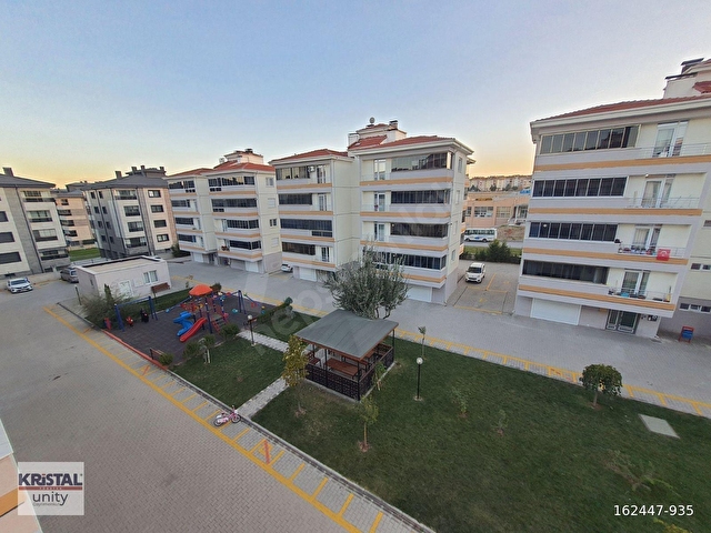 KR UNITYDEN VADİŞEHİR YILDIZPARK EVLERİNDE KİRALIK 3+1 DAİRE - Görsel 13