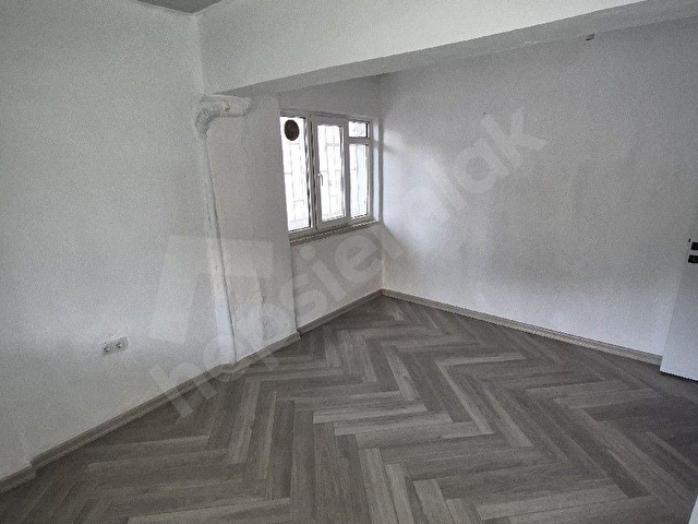 ANKARA MAMAK ABDÜLHAKHAMİT CADDESİNDE KİRALIK 2+1 DAİRE - Görsel 3