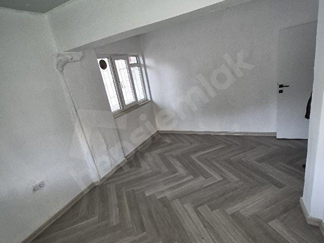 ANKARA MAMAK ABDÜLHAKHAMİT CADDESİNDE KİRALIK 2+1 DAİRE - Görsel 4