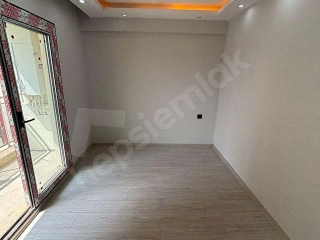 EMLAK CENTERDAN MURADİYE MAH 2+1 KİRALIK DAİRE - Görsel 5
