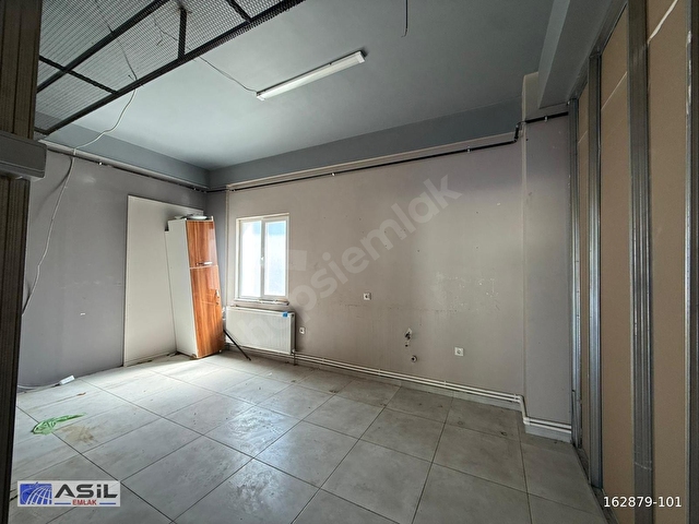 ASİLDEN ÜNİVESİTE YOLUNDA 115 M2 KİRALIK KÖŞE DÜKKAN - Görsel 19