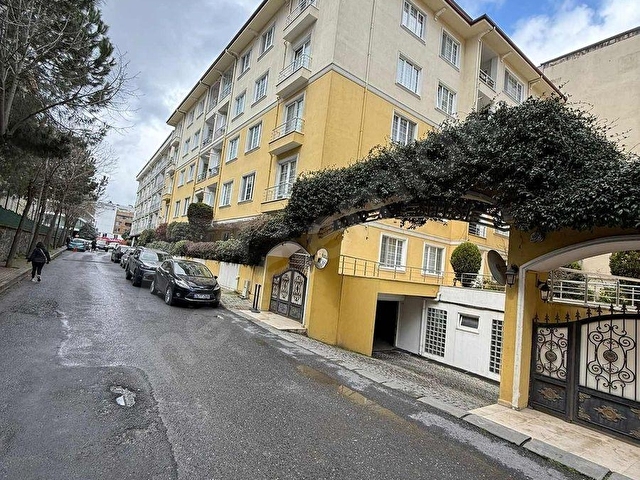 Merkezde Lüks 1+1, Eşyalı, Havuz ve Otoparklı - Görsel 15