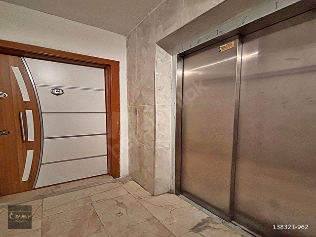 CADDE34 YAPIDAN ÇINARDA ASANSÖRLÜ BİNADA 2+1 KELEPİR ACİL SATILIK ARAKAT DAİRE!! - Görsel 3