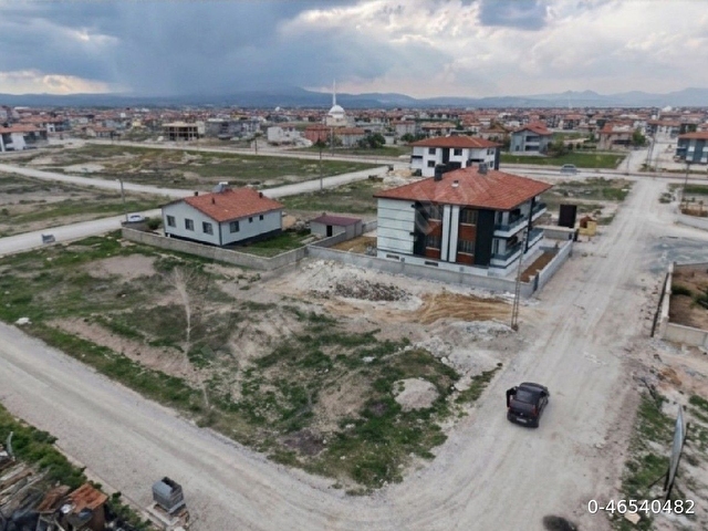 İki Kata imarlı 650 metrekare - Görsel 3