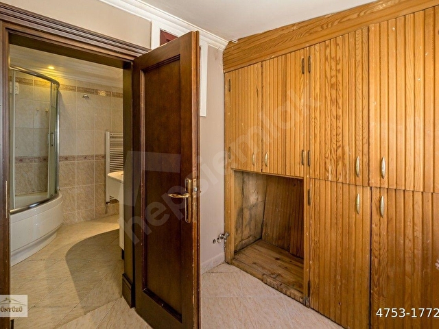 GÜNYÜZÜ EMLAKDAN FLORYA DA 4+2 300m2 SATILIK DUBLEKS DAİRE - Görsel 12