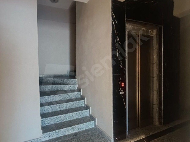 Kocaali de merkezi konumda1+1kiralık eşyalı daire - Görsel 4