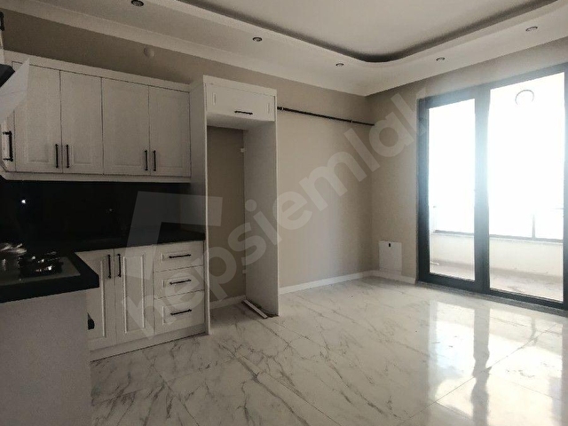 Kocaali de merkezi konumda1+1kiralık eşyalı daire - Görsel 9