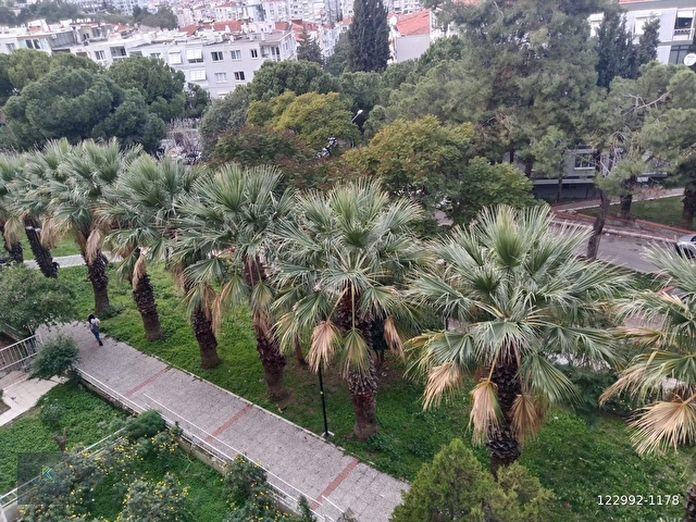POLİGON METRO YAKINI ARAKAT 2,5+1 DOĞALGAZLI KLİMALI DAİRE - Görsel 2