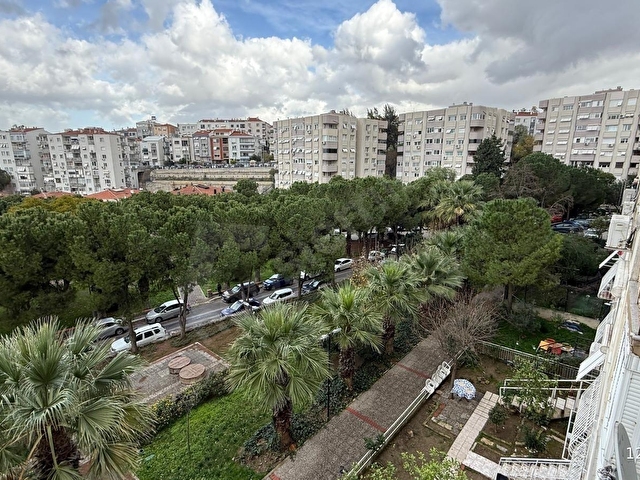 POLİGON METRO YAKINI ARAKAT 2,5+1 DOĞALGAZLI KLİMALI DAİRE