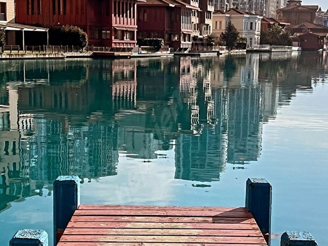 Sinpaş Bosphorus City de Havuz Manzaralı 3+1 Fırsat Daire - Görsel 2