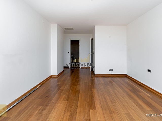 Süzer Plaza Ritz Carlton Full Boğaz Manzaralı Satılık 1+1 Daire