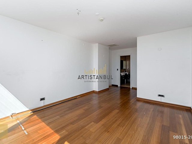 Süzer Plaza Ritz Carlton Full Boğaz Manzaralı Satılık 1+1 Daire