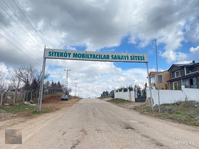 KARAPÜRÇEK SANAYİ SİTESİNDE SATILIK KUPON ARSA