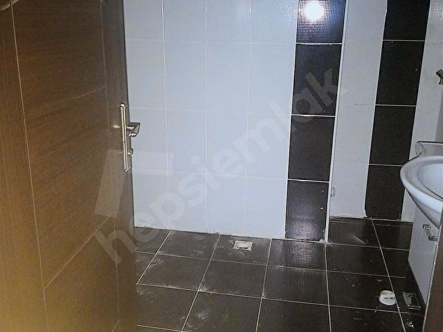 SİNCAN ALCI MAH KOMBİLİ GÜZEL SİTEDE ARA KATTA VESTİYERLİ - Görsel 25
