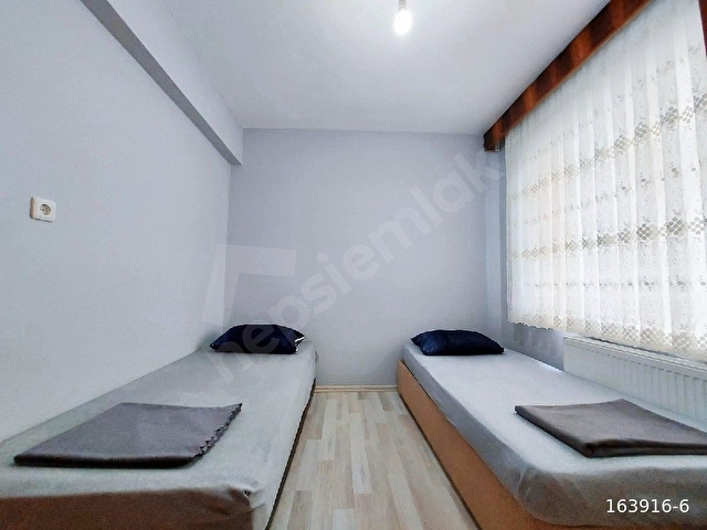 VEZNEDAR EMLAKTAN SATILIK DAİRE - Görsel 3