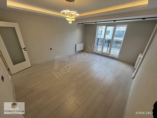 YENİKENT EMLAKDAN 3+1 ULTRA LÜX KÖŞE BAŞI CADDE ÜZERİ GENİŞ DAİ - Görsel 16