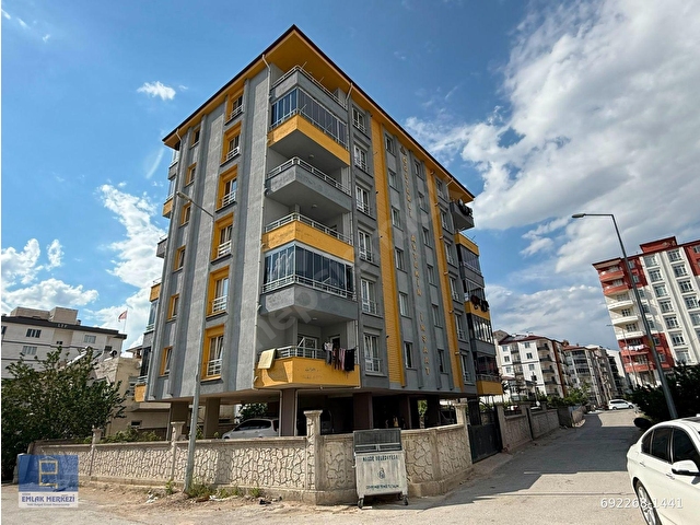 # NİĞDE EMLAK MERKEZİNDEN İLHANLI MAH.TERMİNAL CİV. 3+1 ARA KAT SATILIK DAİRE #