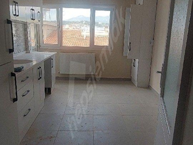 KİRALIK DAİRE LÜKS - Görsel 4
