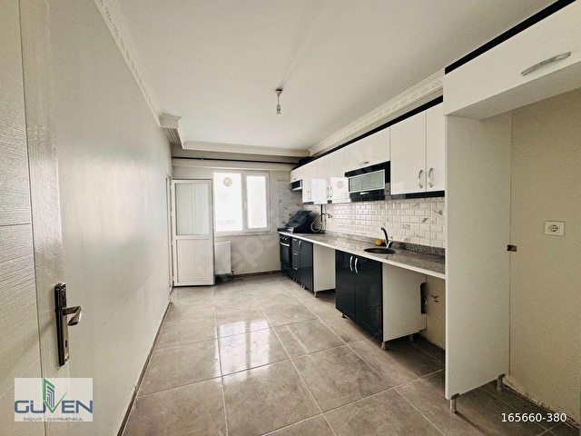 GÜVENDEN KAPAKLIDA CADDEYE,SERVİSLERE YAKIN KOMBİLİ 2+1 DAİRE - Görsel 6