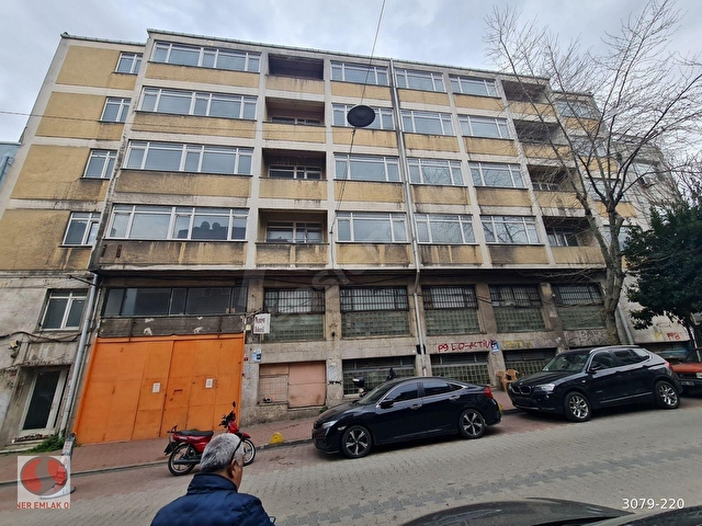 FATİH ALİ KUŞÇU MAHALLESİNDE KOMPLE BİNA