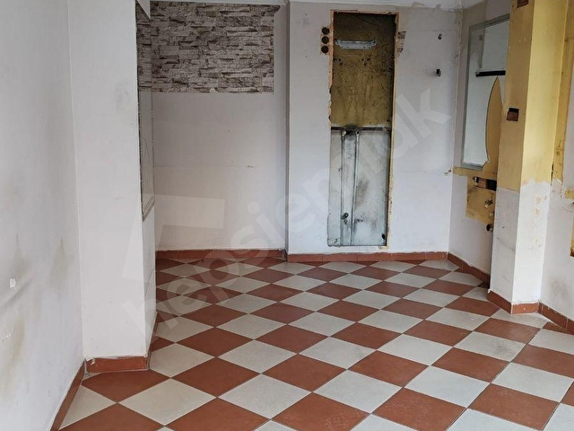 ALTIN EMLAK GİRESUNDAN BULANCAK MEYDANDA 20M2 KİRALIK DÜKKAN - Görsel 3