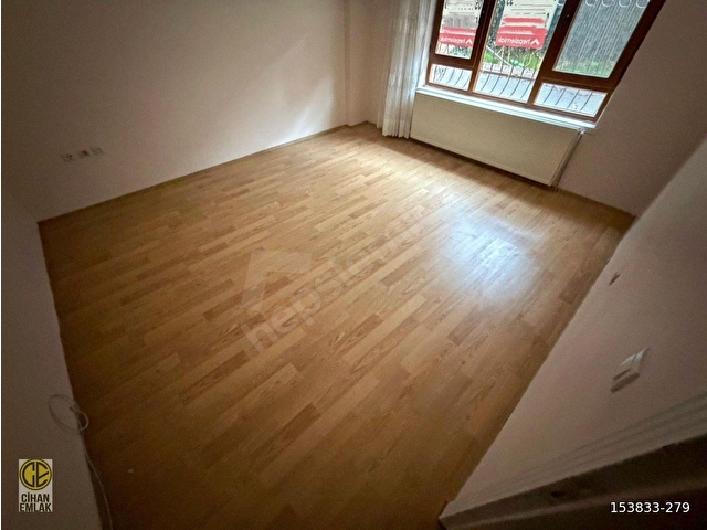 CİHAN EMLAKTAN BAHÇELERÜSTÜN DE SATILIK 3+1 DAİRE