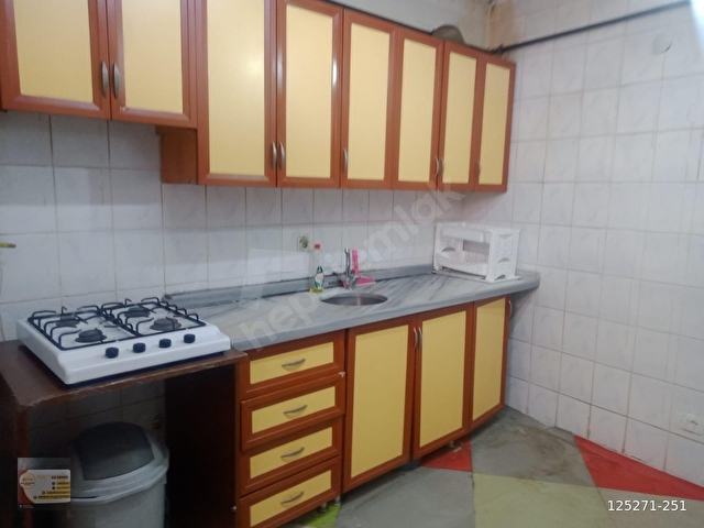 R.G.KEYden AKAR CADDESİNDE 5.KAT 2 +1 GENİS FERAH KİRALİK DAİRE - Görsel 3