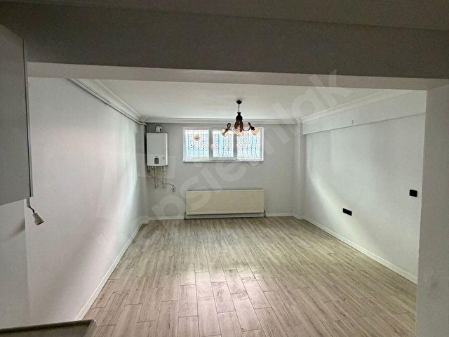 Adalet Mahallesi 2+1 80m Emsallerinin Altında Fırsat Daire - Görsel 6