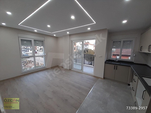 YENİKÖYDE ASANSÖRLÜ KATTA KİRALIK 1+1 DAİRE