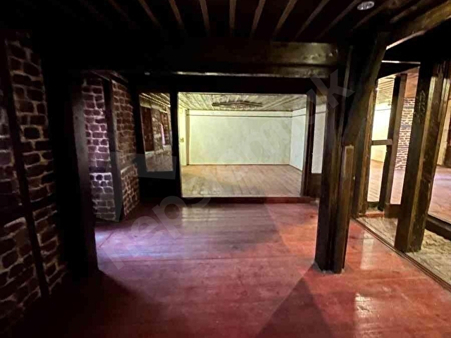 HAMAMÖNÜNDE SATILIK 4+2 DUBLEKS KONAK, 250M² - Görsel 13