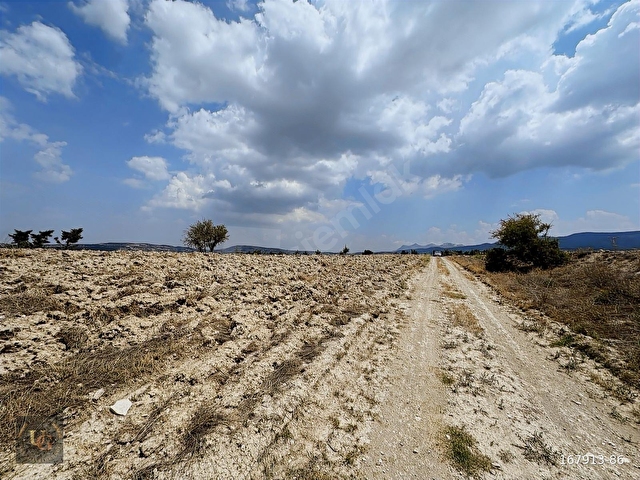 BURDUR MERKEZDE GÖL MANZARALI 7.022M2 UYGUN ARSA - Görsel 26
