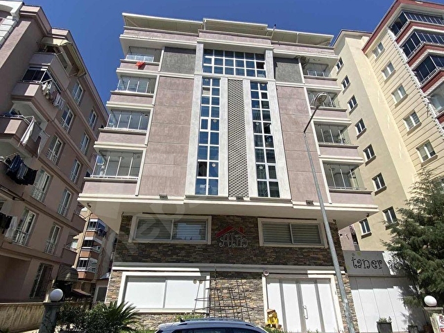 SATILIK 1+1 DAİRE MUTFAK SALON AYRI - Görsel 4