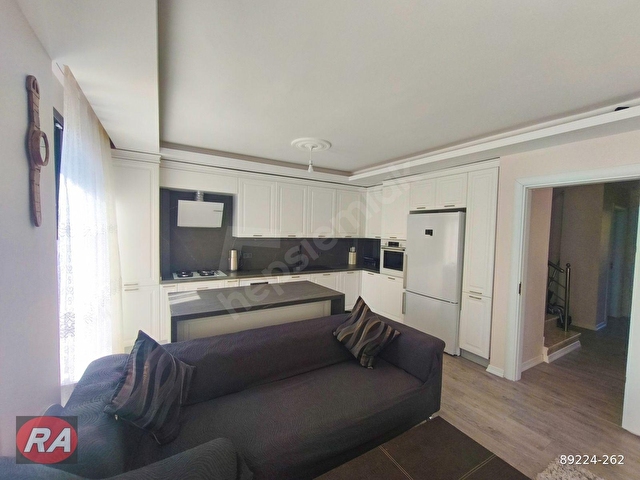 SİLİVRİ B.KILIÇLI MERKEZDE 900m² ARSA İÇİNDE 6+1 İSKANLI VİLLA - Görsel 4